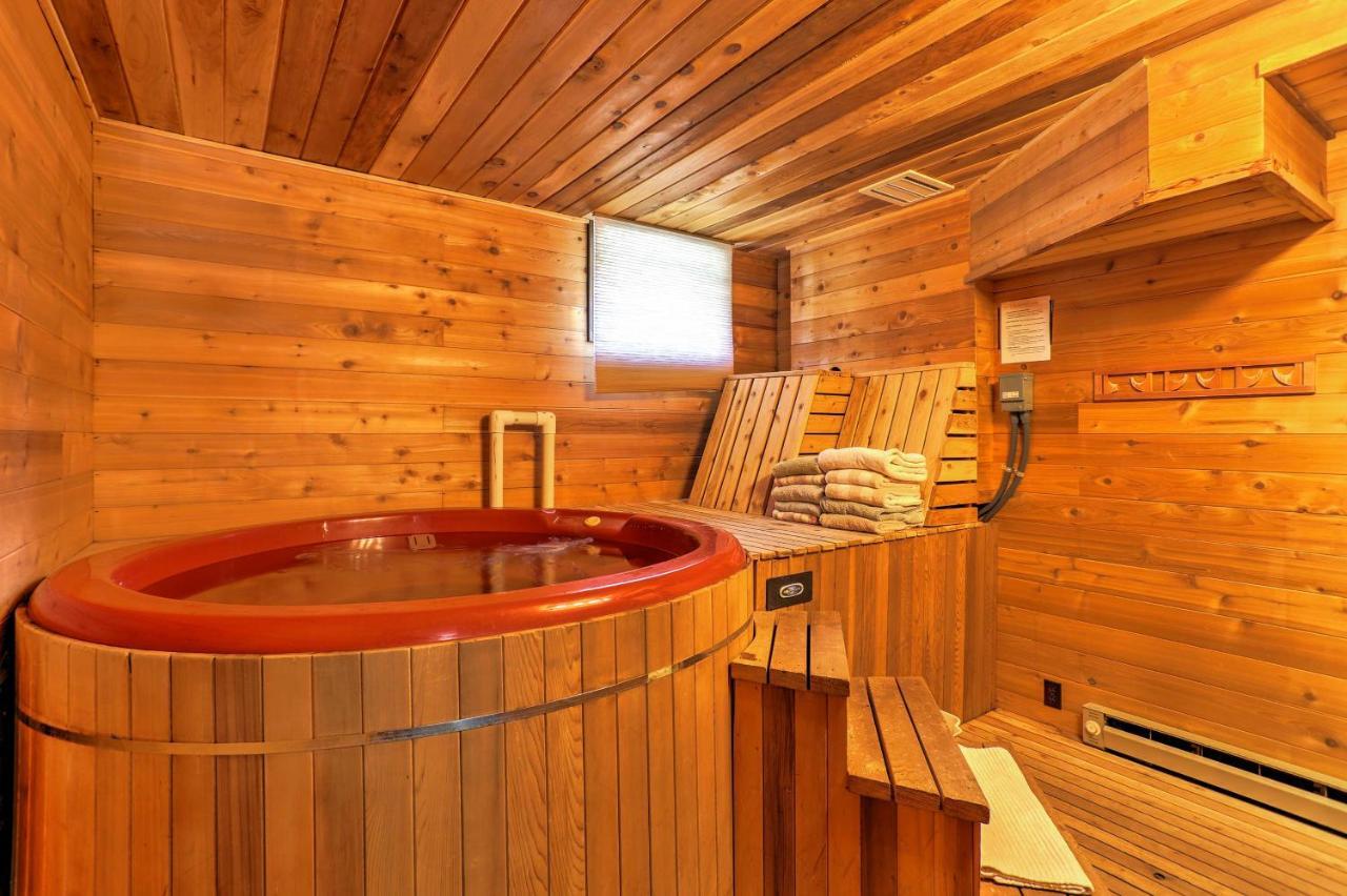 Riverside Winthrop Chalet With Hot Tub And 2 Decks! Extérieur photo